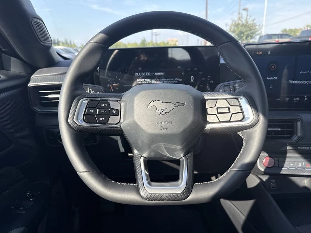 Ford Mustang EcoBoost Fastback 2026 — side view