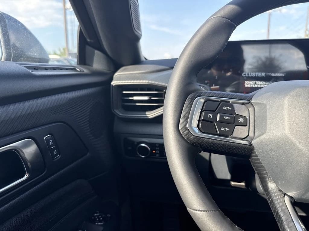 Ford Mustang EcoBoost Fastback 2026 — side view