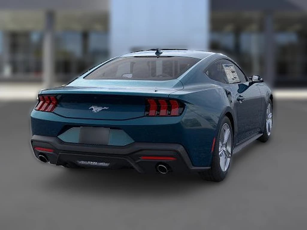 Ford Mustang EcoBoost Fastback 2026 — side view