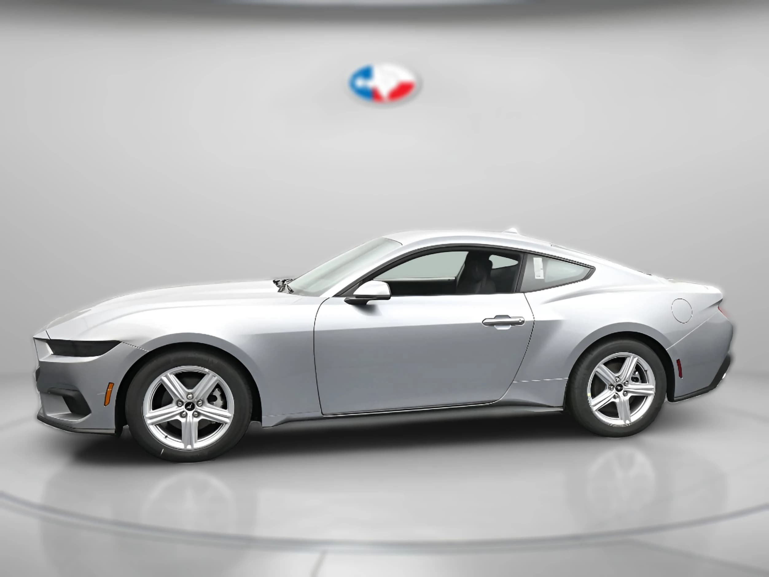 Ford Mustang EcoBoost Fastback 2026 — side view
