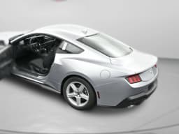 Ford Mustang EcoBoost Fastback 2026 — side view