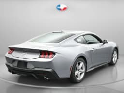 Ford Mustang EcoBoost Fastback 2026 — side view