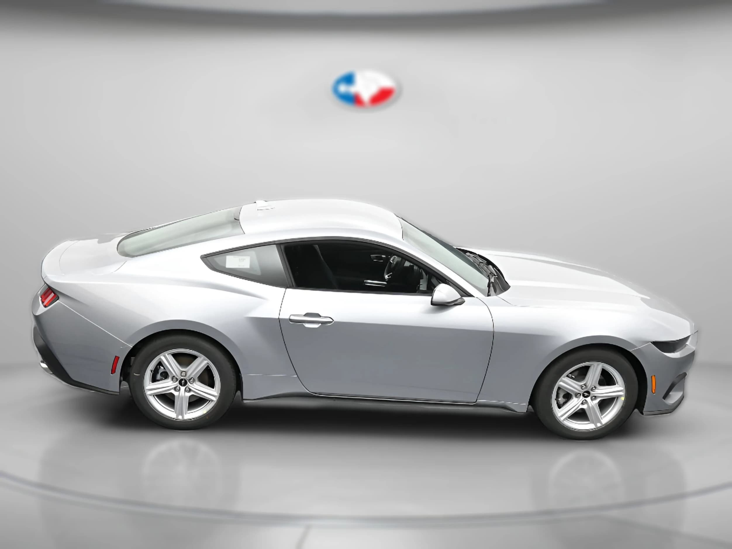 Ford Mustang EcoBoost Fastback 2026 — side view