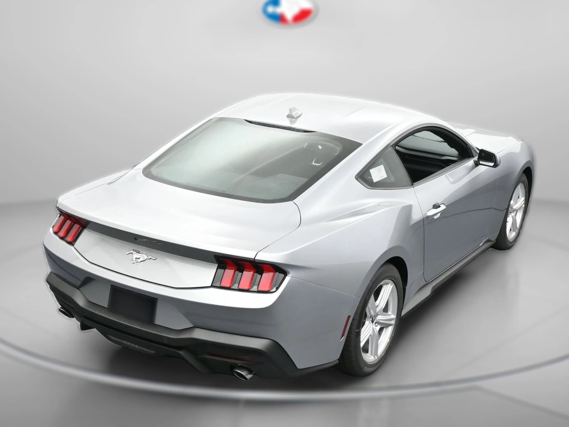 Ford Mustang EcoBoost Fastback 2026 — side view