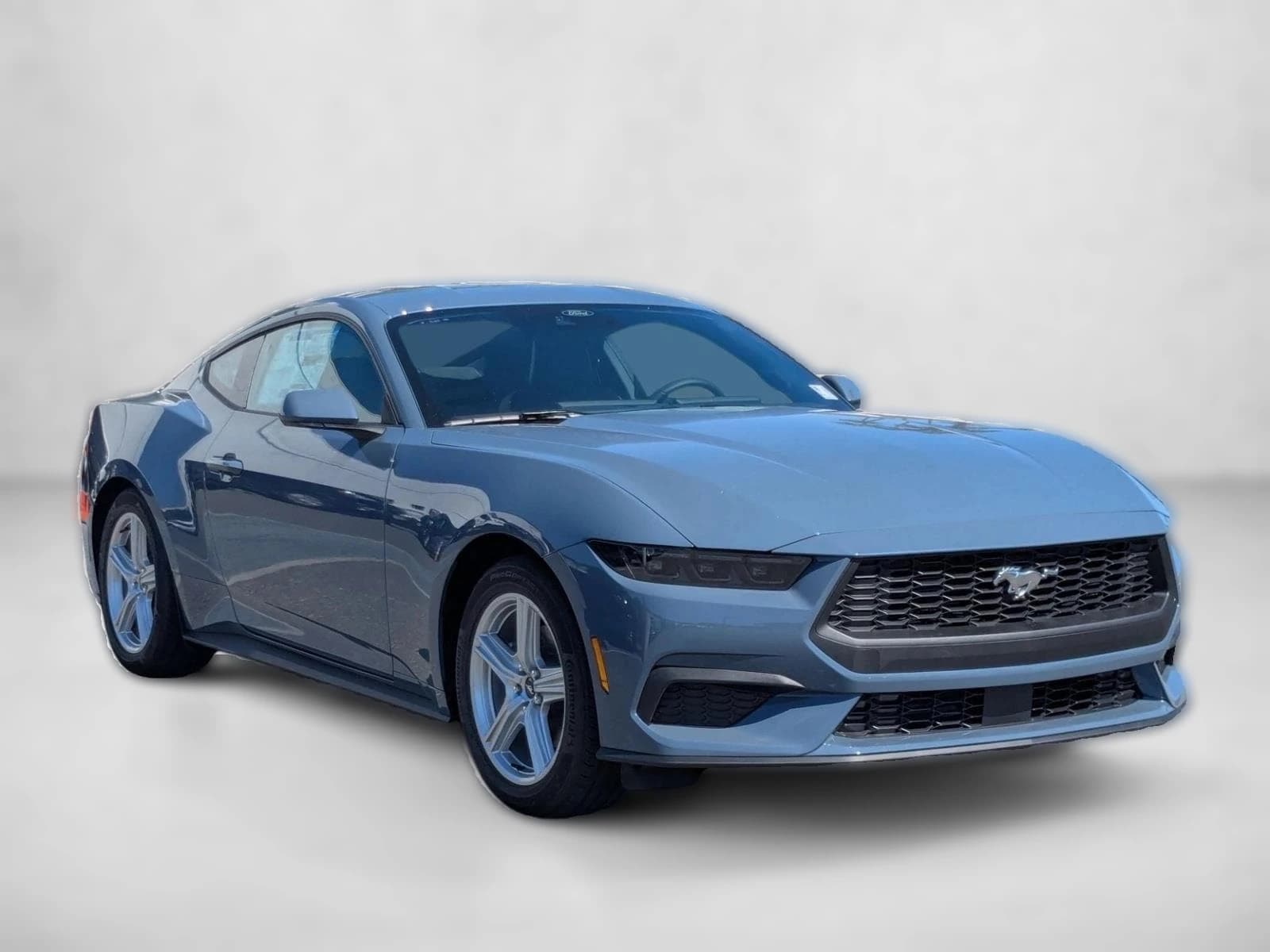 Ford Mustang EcoBoost Fastback 2026 — side view