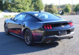 Ford Mustang EcoBoost Premium Fastback 2026 — side view