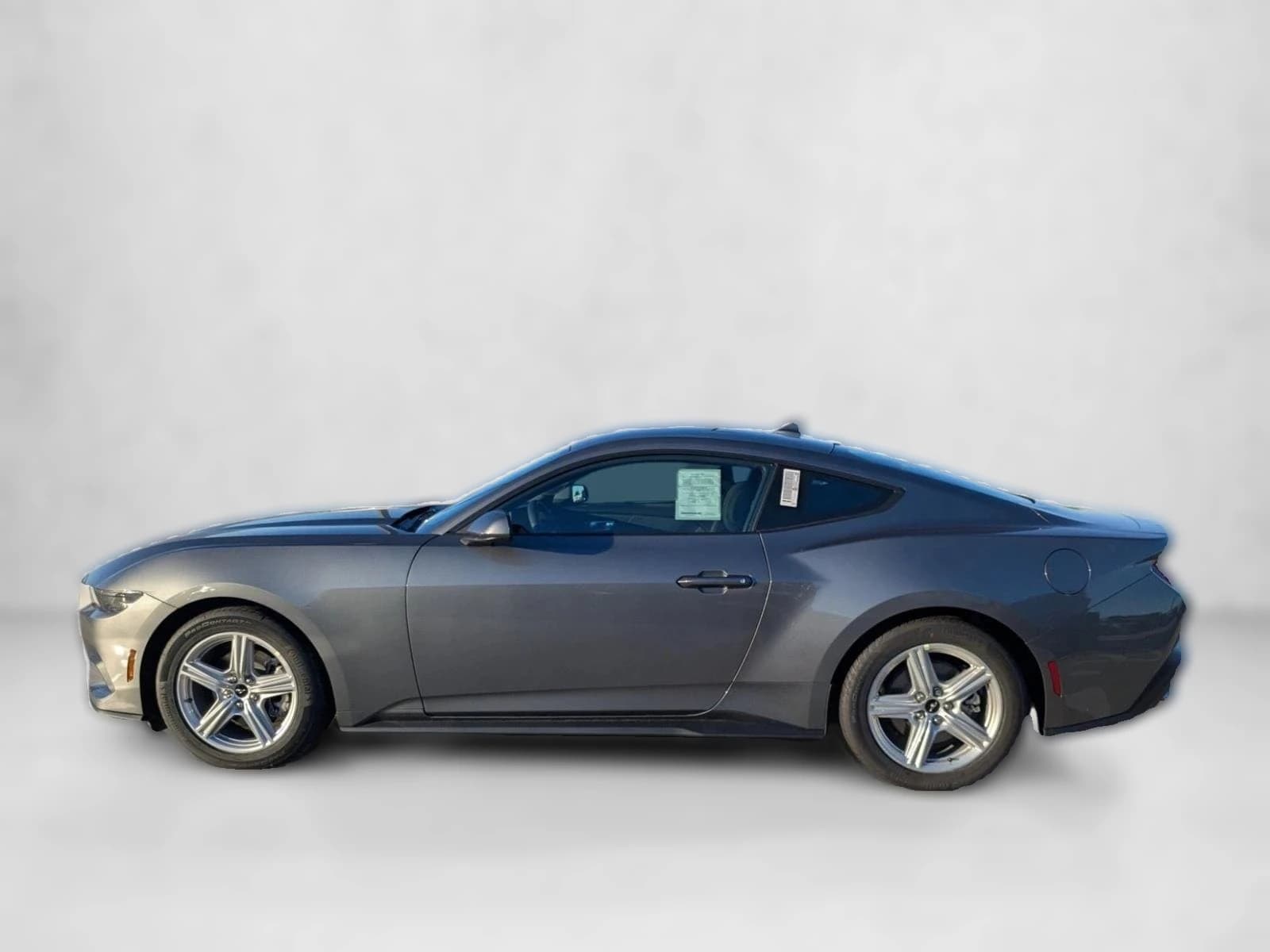 Ford Mustang EcoBoost Fastback 2026 — side view