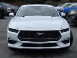 Ford Mustang EcoBoost Fastback 2026 — side view