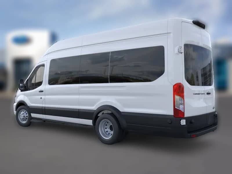 Ford Transit Passenger Wagon XL T-350 HD 148" EL High Roof DRW RWD 2026 — side view