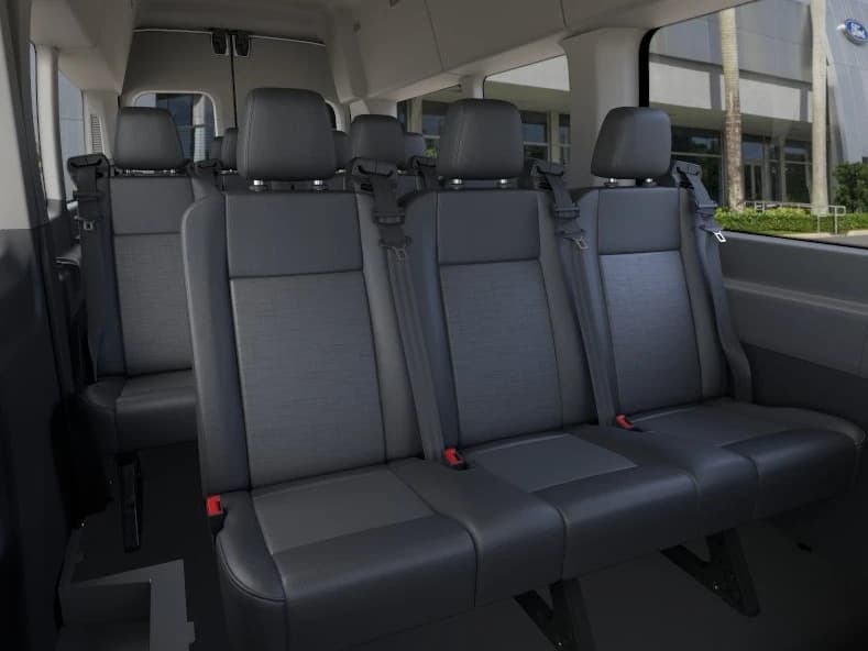 Ford Transit Passenger Wagon XL T-350 HD 148" EL High Roof DRW RWD 2026 — side view