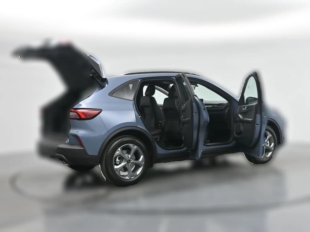 Ford Escape ST-Line FWD 2025 — side view
