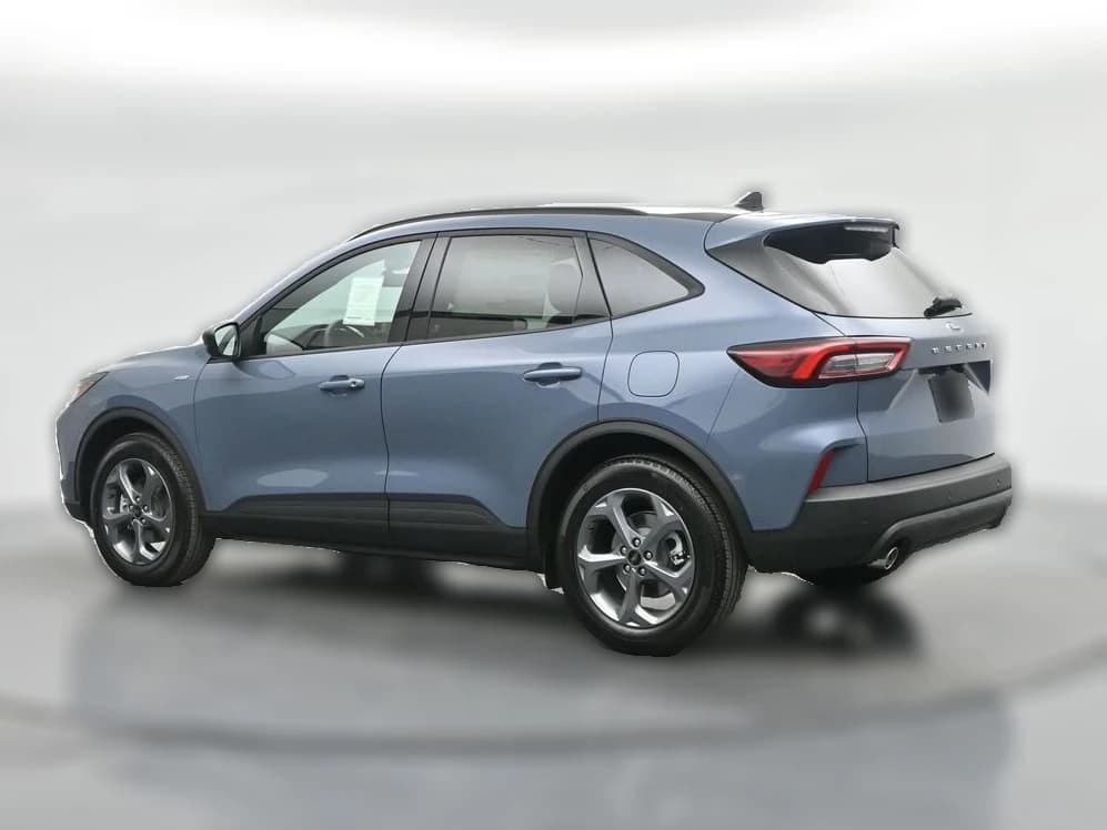 Ford Escape ST-Line FWD 2025 — side view