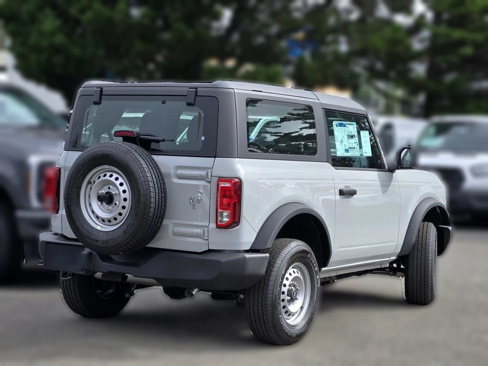Ford Bronco Base 2 Door 4x4 2026 — side view