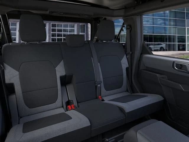 Ford Bronco Base 4 Door 4x4 2026 — side view