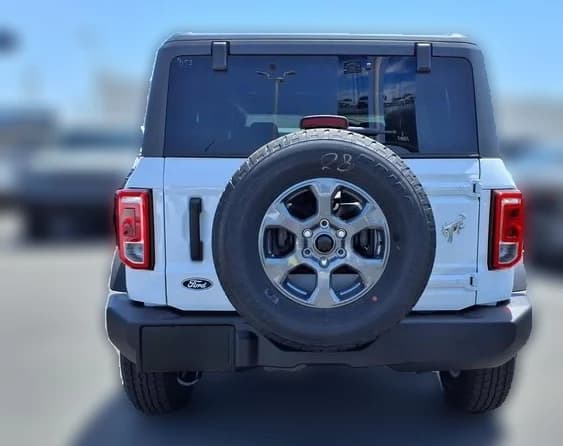 Ford Bronco Big Bend 4 Door 4x4 2026 — side view