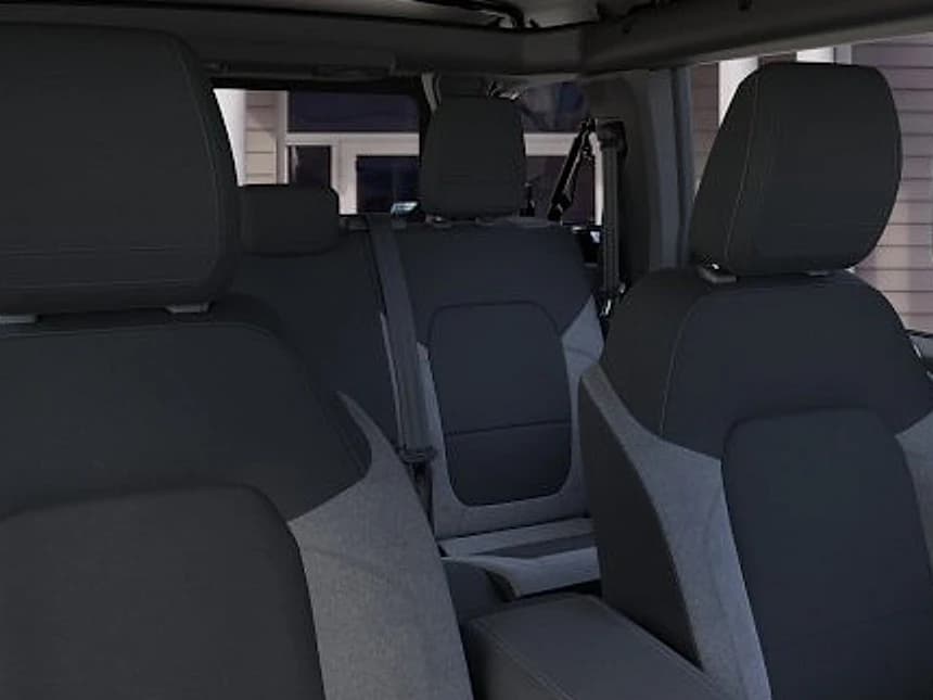 Ford Bronco Big Bend 4 Door 4x4 2026 — side view