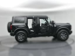 Ford Bronco Big Bend 4 Door 4x4 2026 — side view
