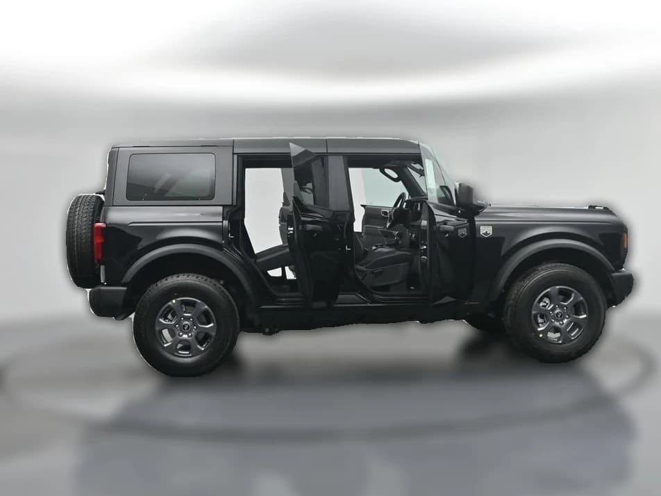 Ford Bronco Big Bend 4 Door 4x4 2026 — side view