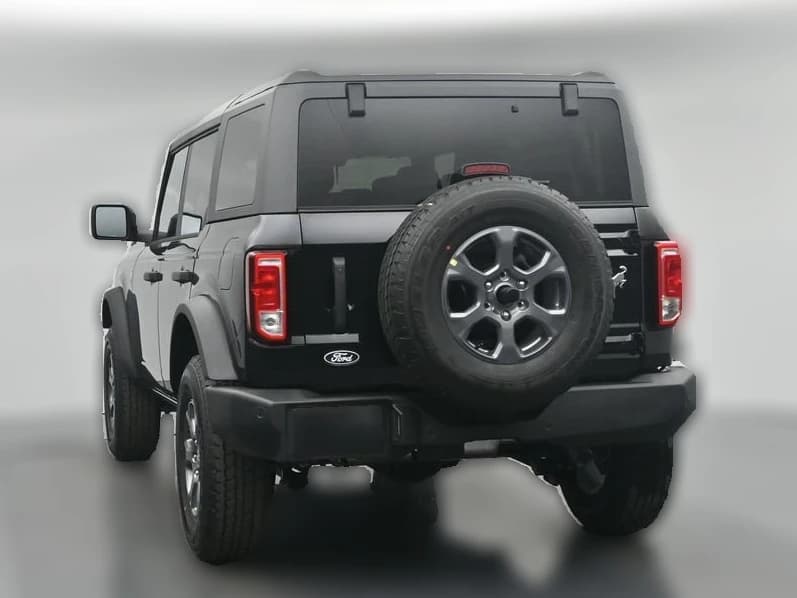 Ford Bronco Big Bend 4 Door 4x4 2026 — side view
