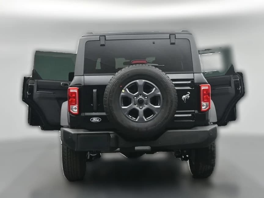 Ford Bronco Big Bend 4 Door 4x4 2026 — side view