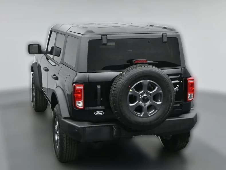 Ford Bronco Big Bend 4 Door 4x4 2026 — side view