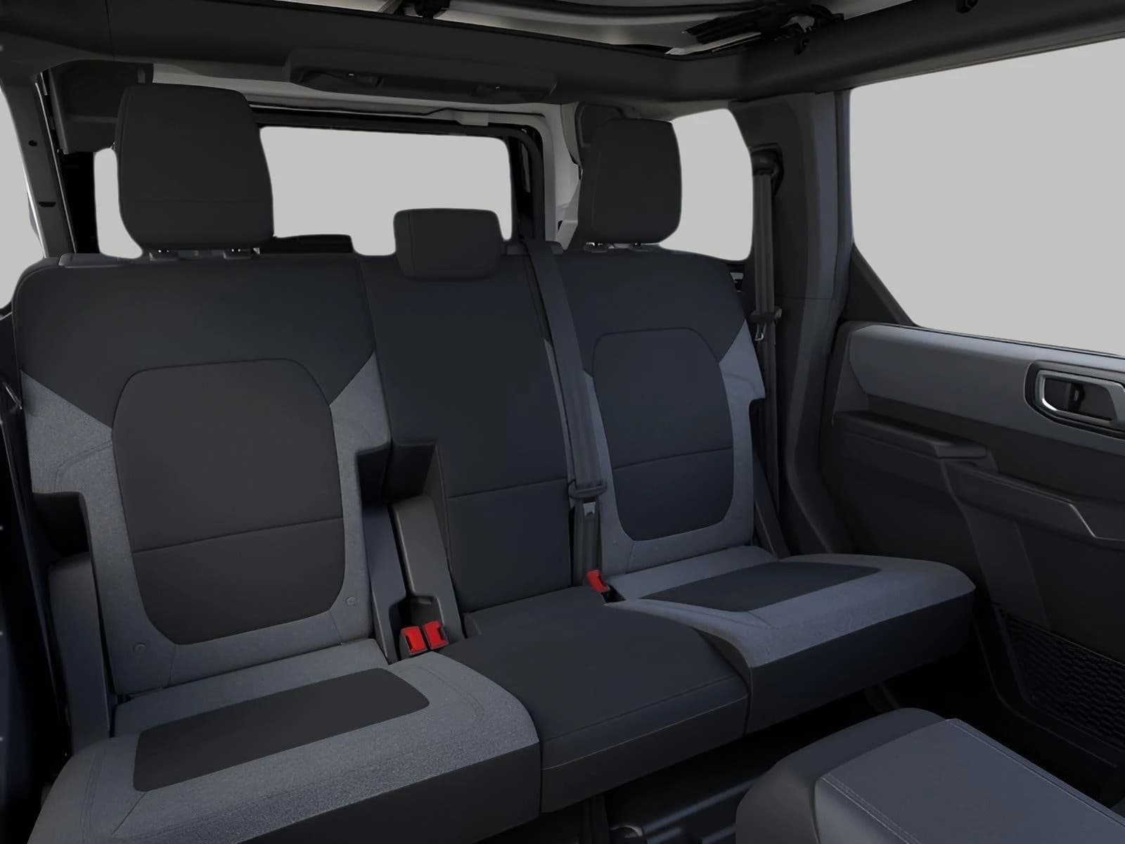 Ford Bronco Big Bend 4 Door 4x4 2026 — side view