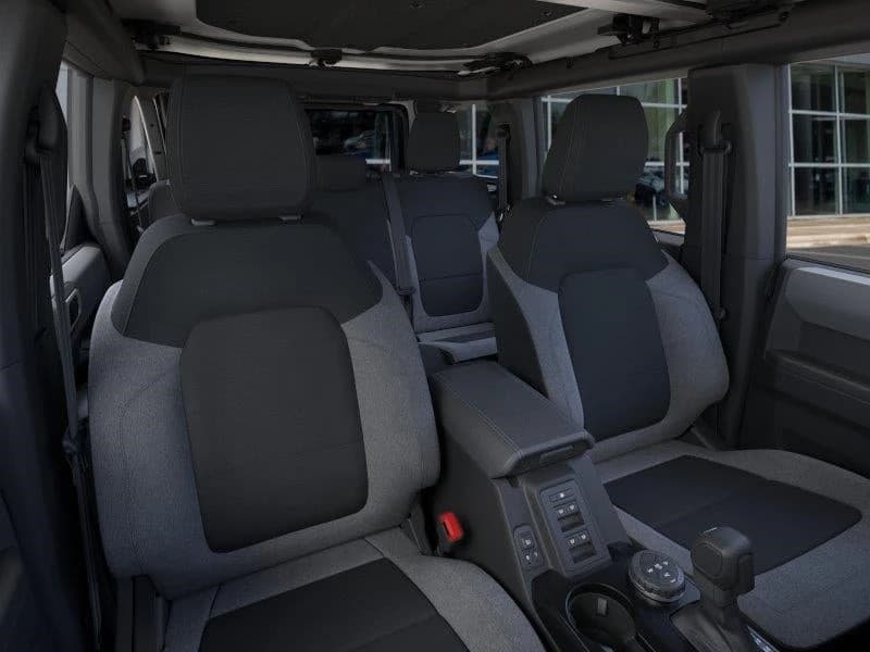 Ford Bronco Big Bend 4 Door 4x4 2026 — side view