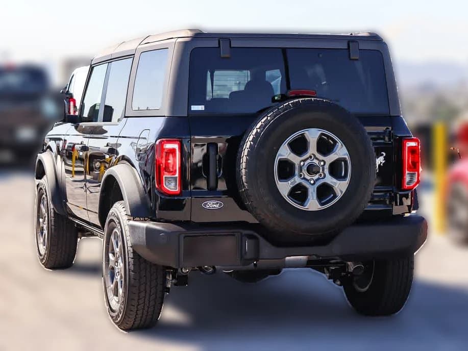 Ford Bronco Big Bend 4 Door 4x4 2026 — side view