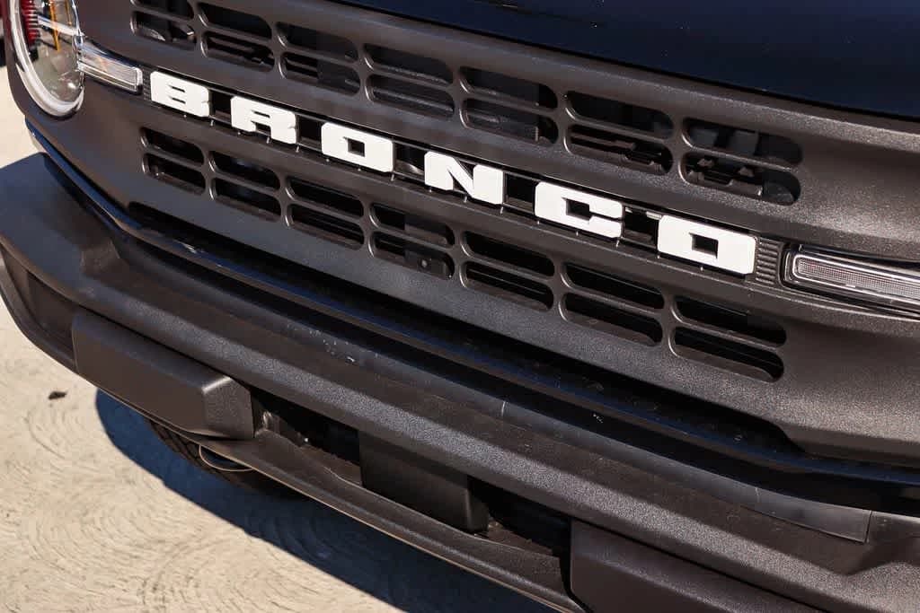 Ford Bronco Big Bend 4 Door 4x4 2026 — side view