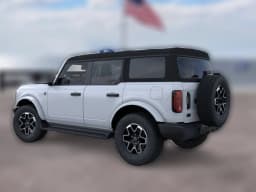 Ford Bronco Outer Banks 4 Door 4x4 2026 — side view