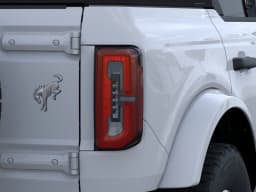Ford Bronco Outer Banks 4 Door 4x4 2026 — side view