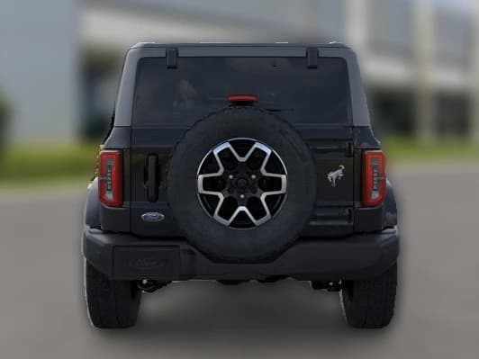 Ford Bronco Outer Banks 4 Door 4x4 2026 — side view