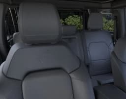 Ford Bronco Outer Banks 4 Door 4x4 2026 — side view