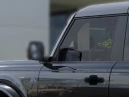 Ford Bronco Outer Banks 4 Door 4x4 2026 — side view