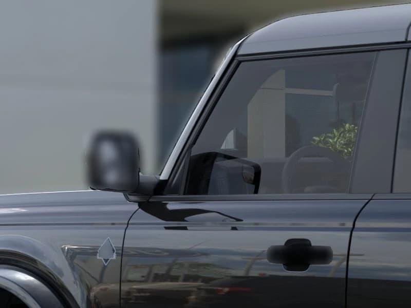 Ford Bronco Outer Banks 4 Door 4x4 2026 — side view