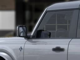 Ford Bronco Outer Banks 4 Door 4x4 2026 — side view