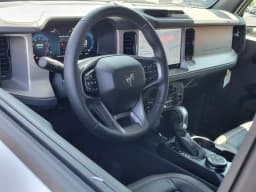 Ford Bronco Outer Banks 4 Door 4x4 2026 — side view