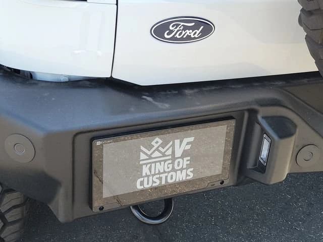 Ford Bronco Outer Banks 4 Door 4x4 2026 — side view