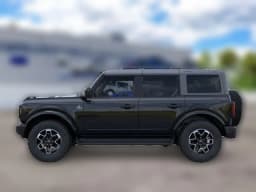 Ford Bronco Outer Banks 4 Door 4x4 2026 — side view