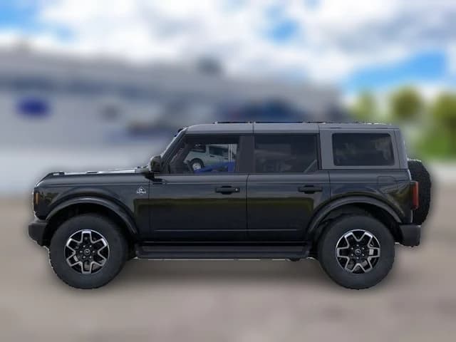 Ford Bronco Outer Banks 4 Door 4x4 2026 — side view
