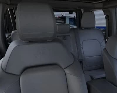 Ford Bronco Outer Banks 4 Door 4x4 2026 — side view
