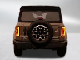 Ford Bronco Outer Banks 4 Door 4x4 2026 — side view