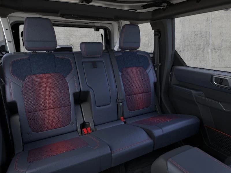 Ford Bronco Raptor 4 Door Advanced 4x4 2025 — side view