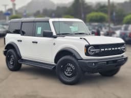 Ford Bronco Outer Banks 4 Door 4x4 2026 — side view