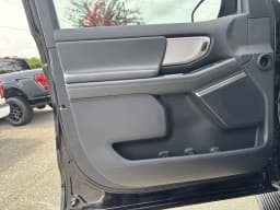 Ford Expedition Max Active 4x2 2026 — side view