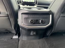 Ford Expedition Max Active 4x2 2026 — side view