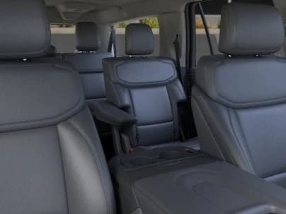 Ford Expedition Max Active 4x2 2026 — side view