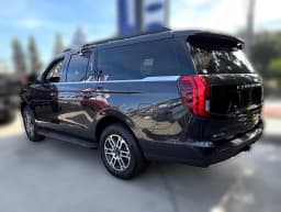 Ford Expedition Max Active 4x2 2026 — side view