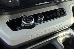 Ford Expedition Max Active 4x2 2026 — side view