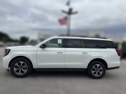 Ford Expedition Max Active 4x2 2027 — side view
